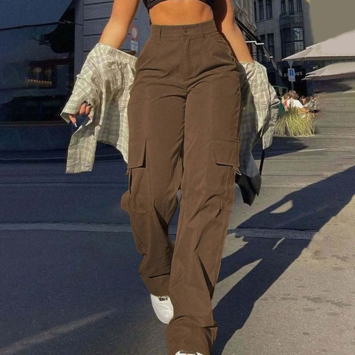 martha-relaxed-fit-wide-leg-cargo-trousers-img4.jpg