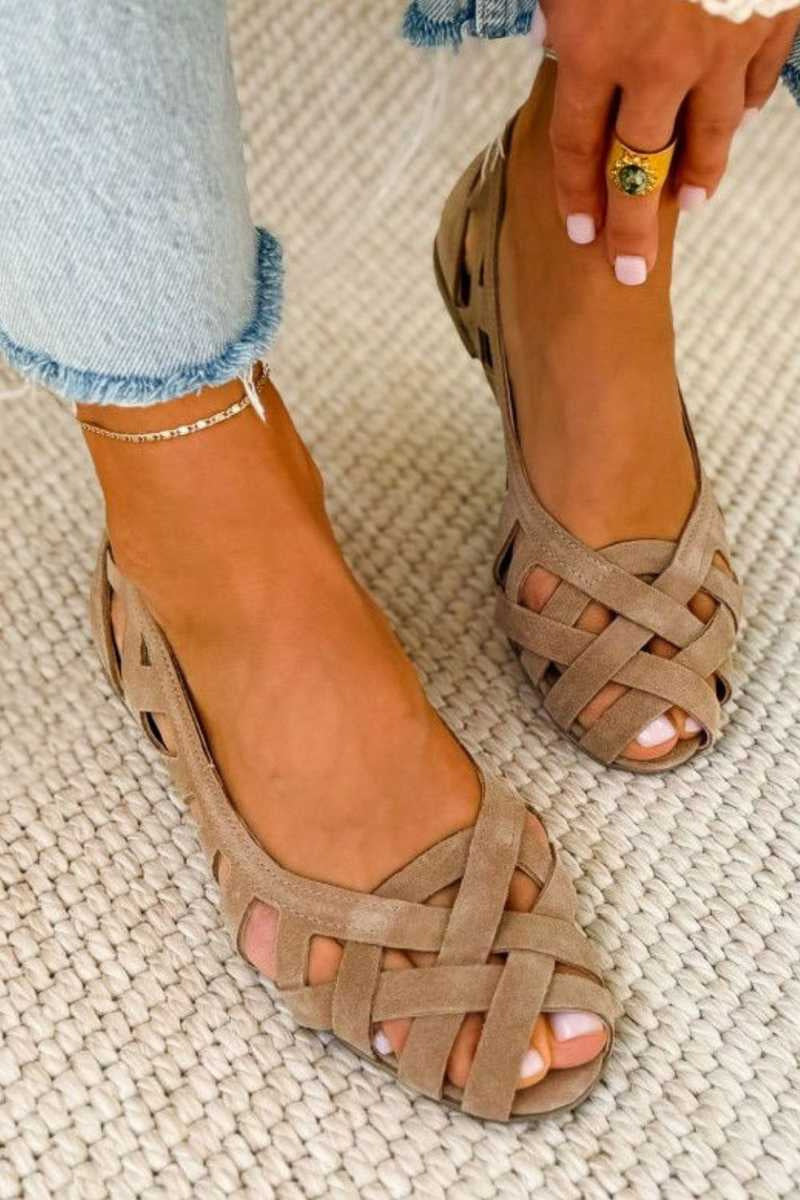 mary-orthopedic-sandals-img6.jpg