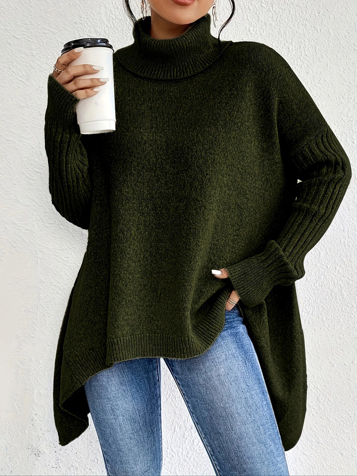 megan-classic-cashmere-turtleneck-sweater-img5.webp