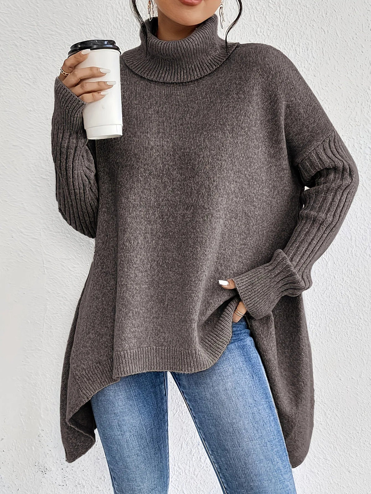 megan-classic-cashmere-turtleneck-sweater-img7.webp