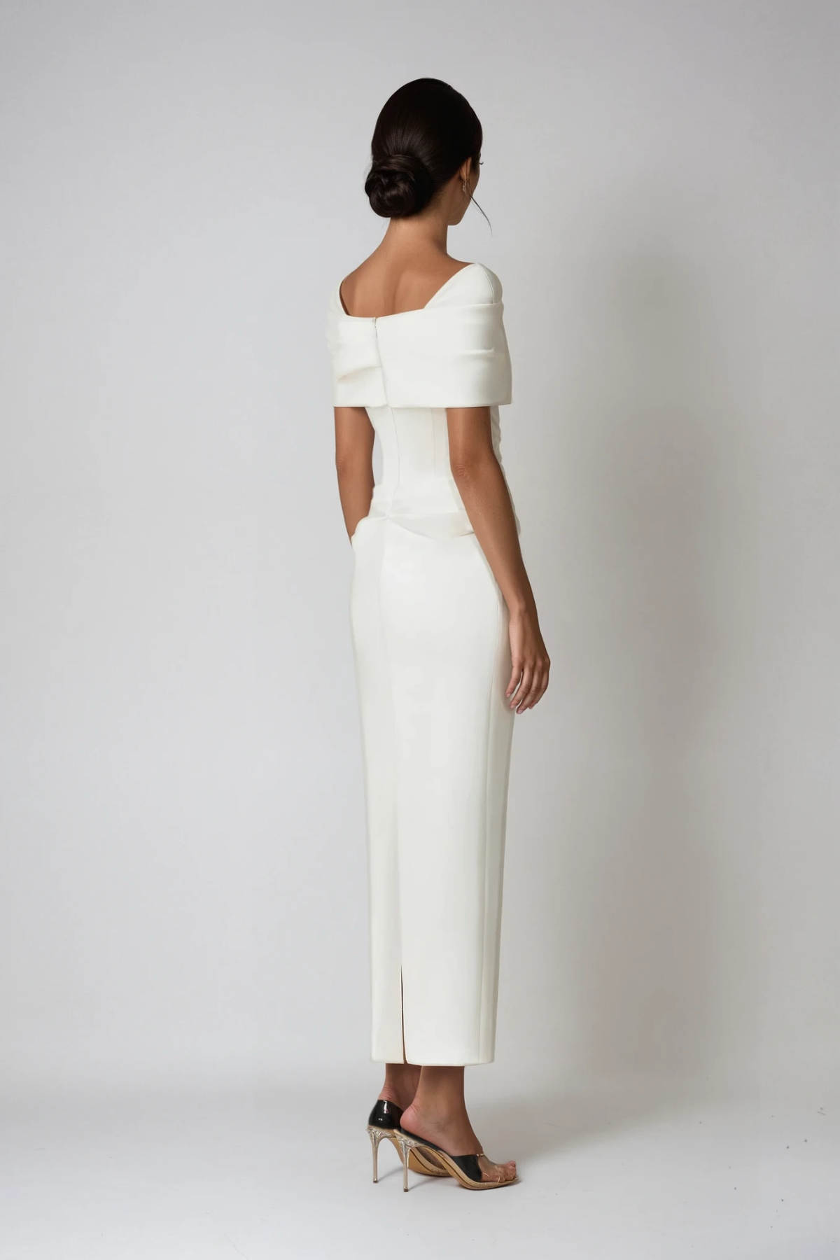 megan-elegant-off-shoulder-maxi-dress-img4.png