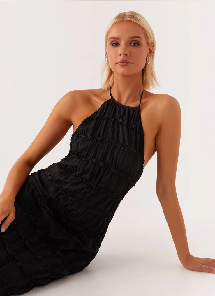 melissa-elegant-halter-neck-maxi-dress-for-women-img12.png
