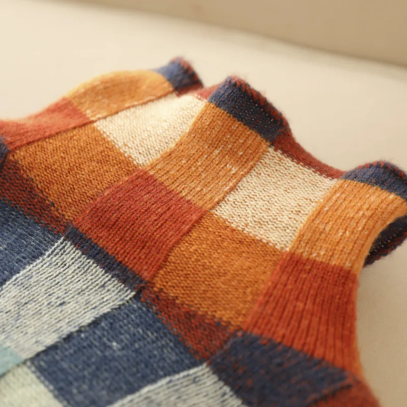 nancy-relaxed-fit-multicolor-plaid-knit-sweater-img4.png