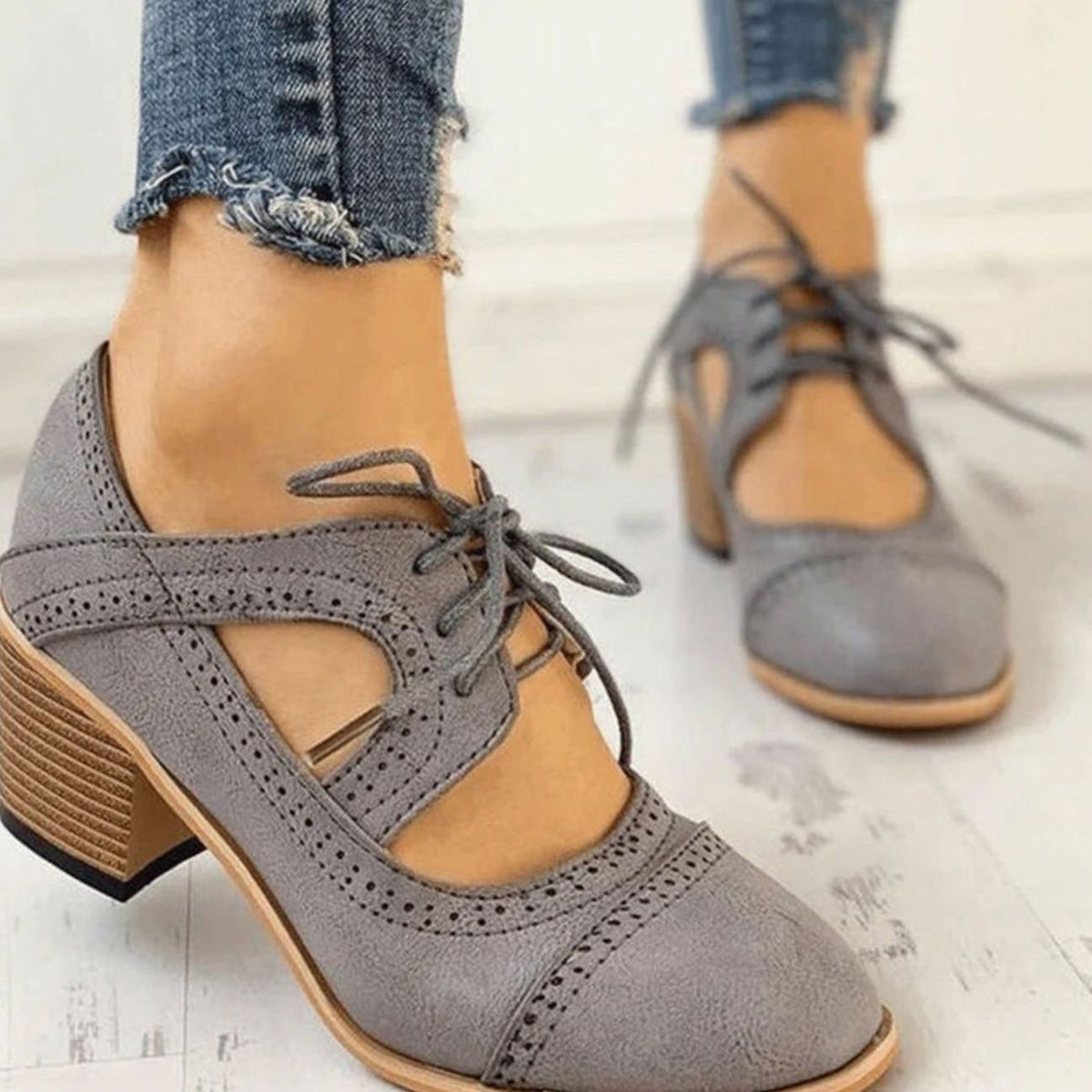 pamela-elegant-lace-up-block-heel-t-strap-sandals-img5.jpg