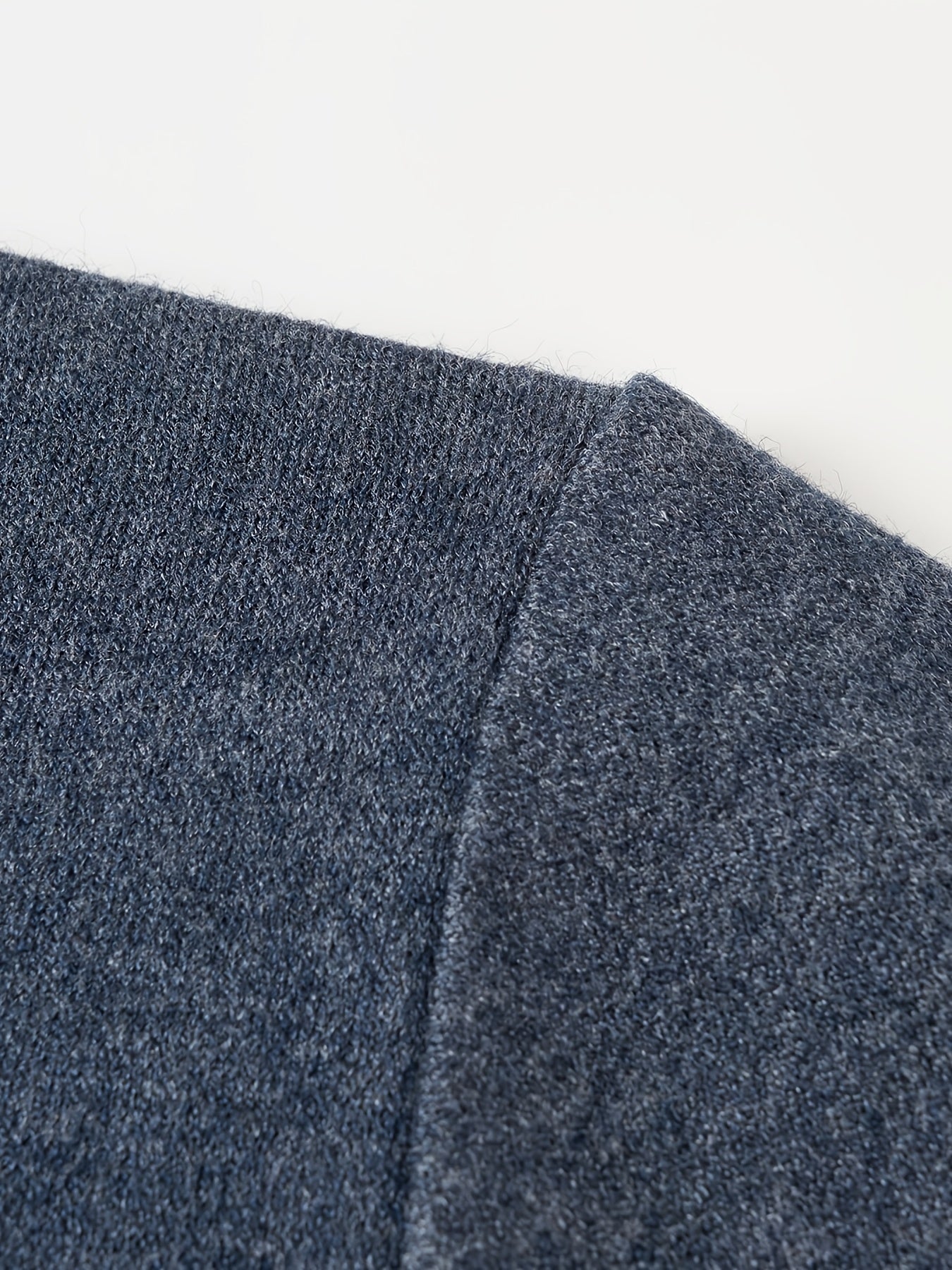 richard-classic-zip-neck-sweater-img9.jpg
