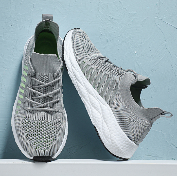 ronald-lightweight-flexible-sport-trainers-img3.png