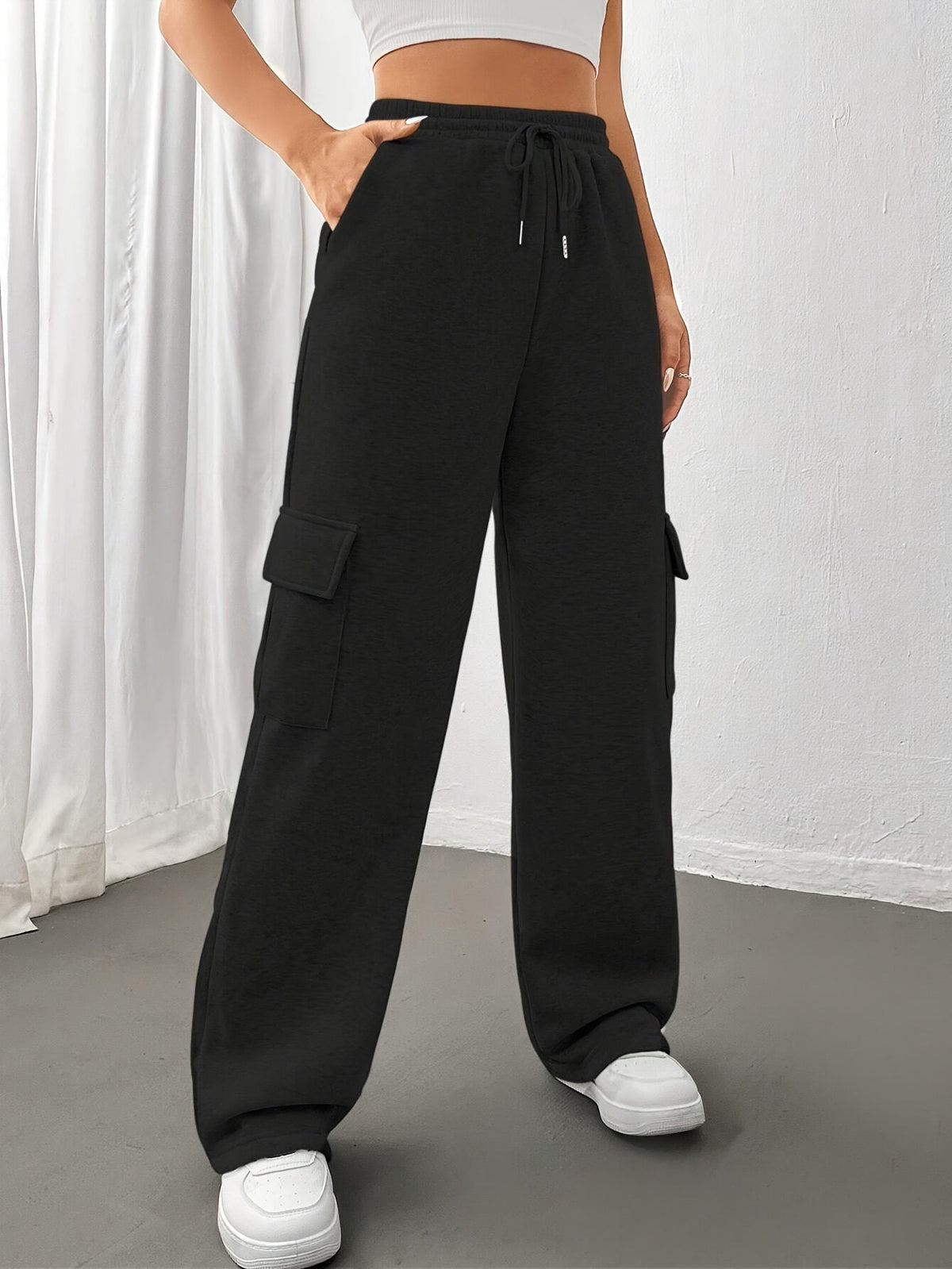 ruth-relaxed-cargo-sweatpants-img10.jpg