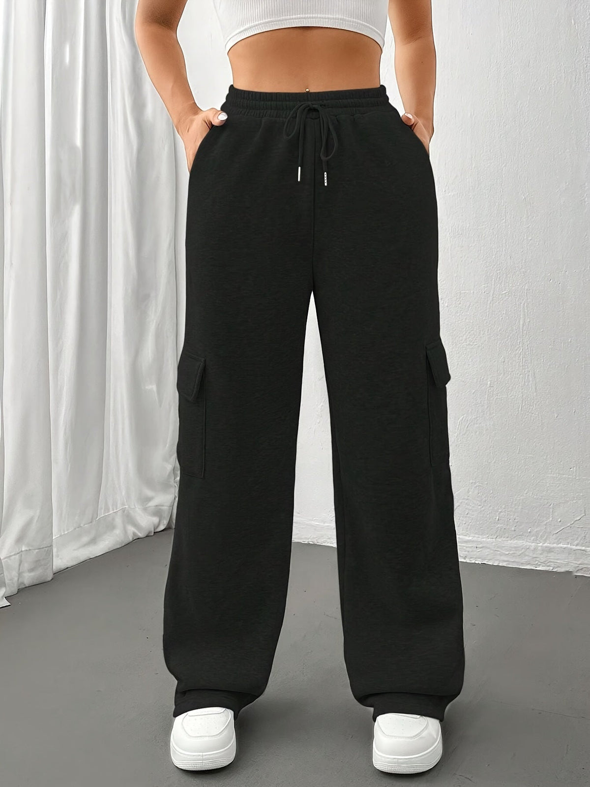 ruth-relaxed-cargo-sweatpants-img12.jpg