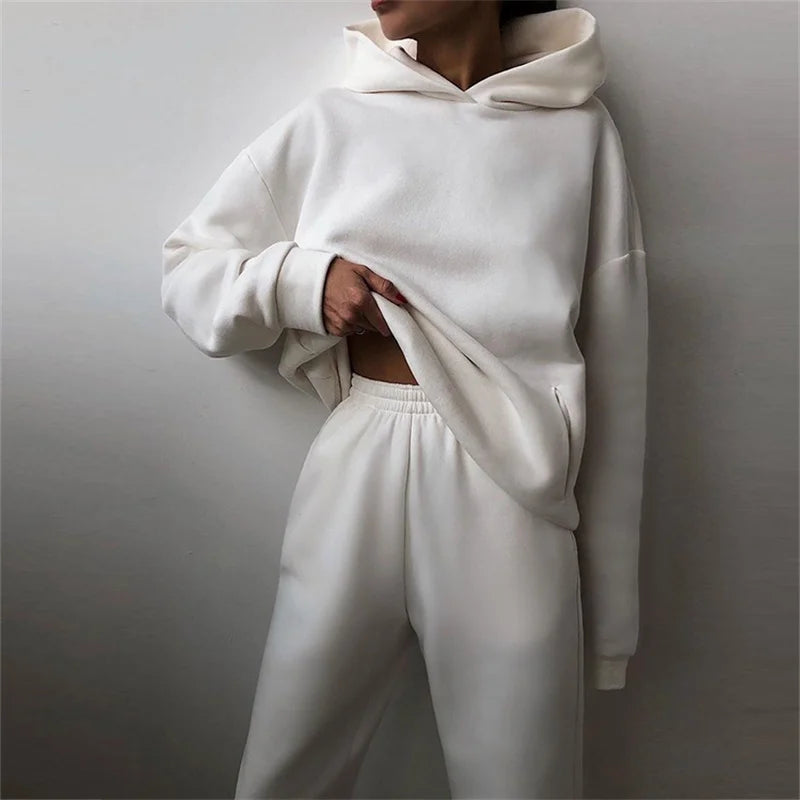 samantha-relaxed-fit-hoodie-lounge-set-img4.webp