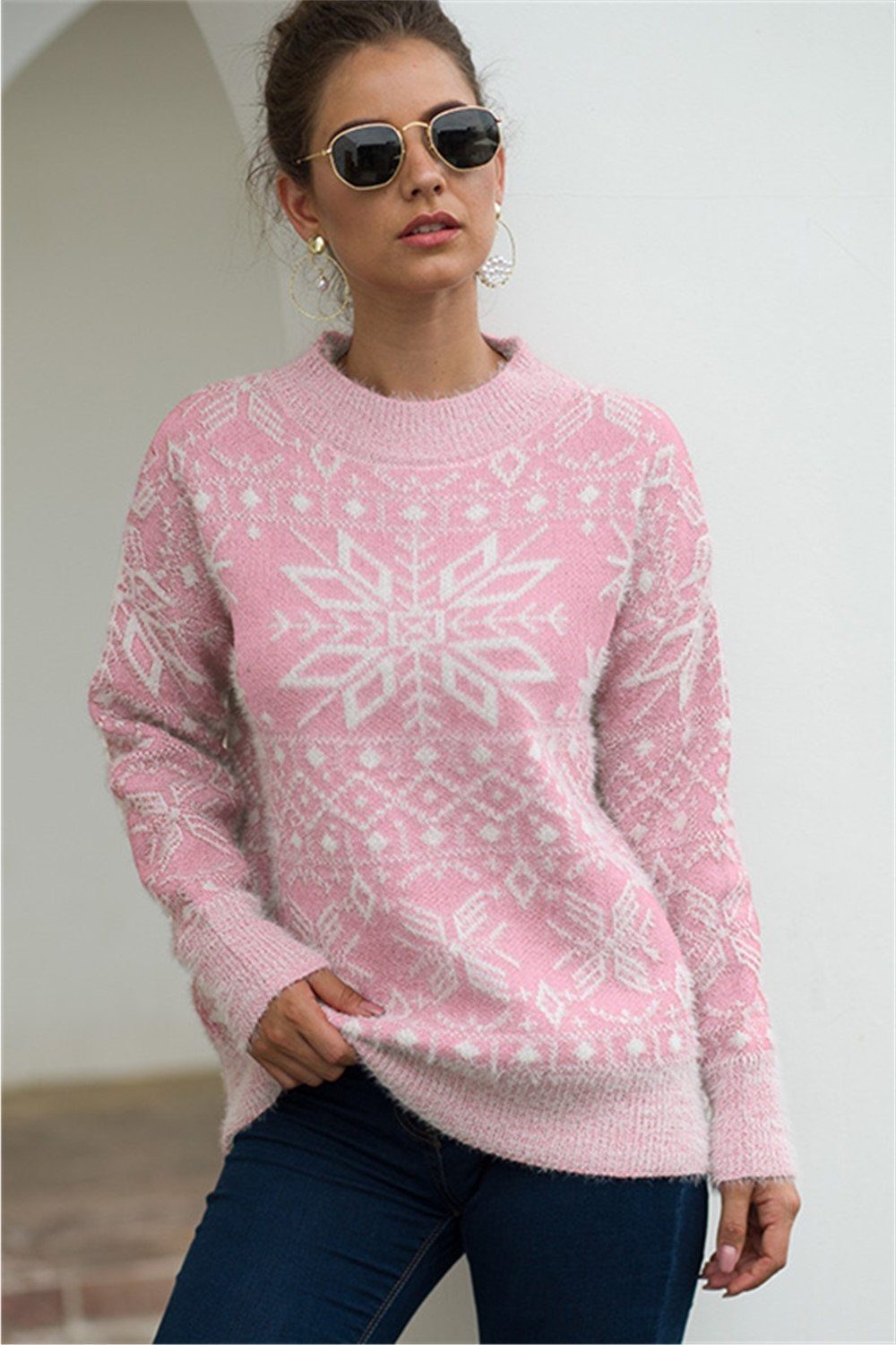 snowflake-christmas-knit-jumper-relaxed-fit-img10.jpg