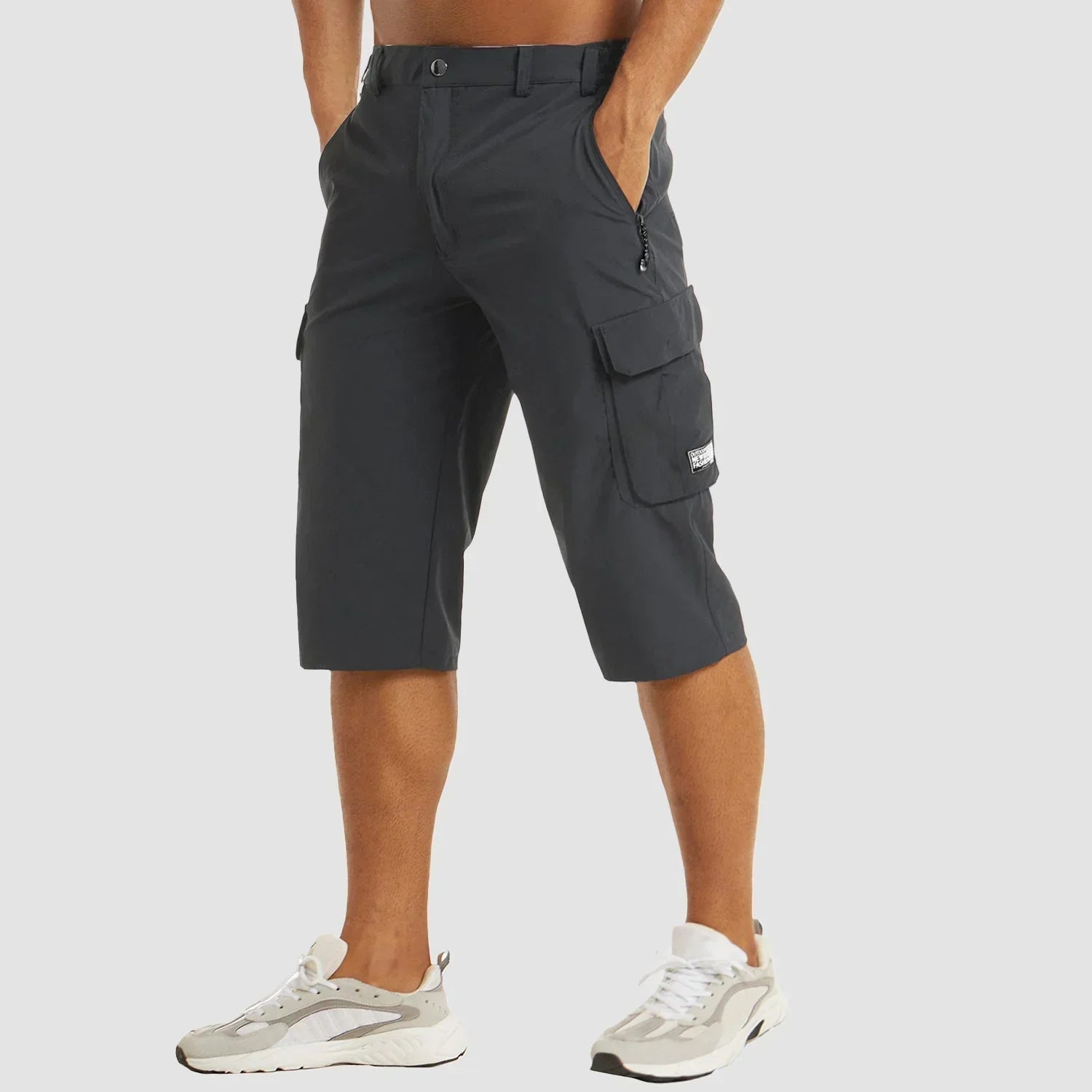 stephen-relaxed-fit-stretch-cargo-bermuda-shorts-img3.jpg
