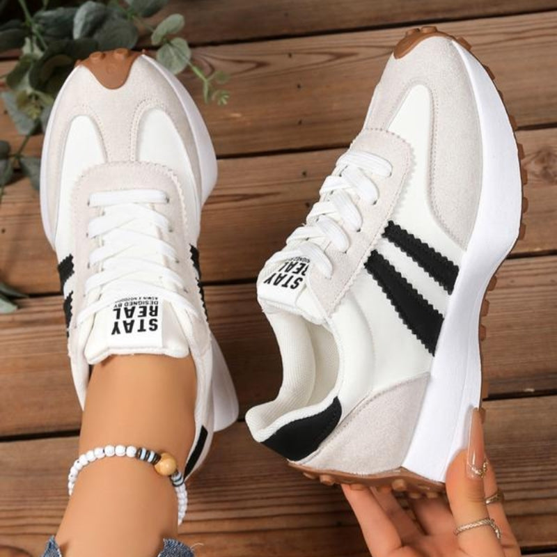 timothy-relaxed-fit-platform-lace-up-sneakers-img10.jpg