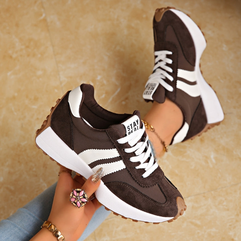 timothy-relaxed-fit-platform-lace-up-sneakers-img3.jpg