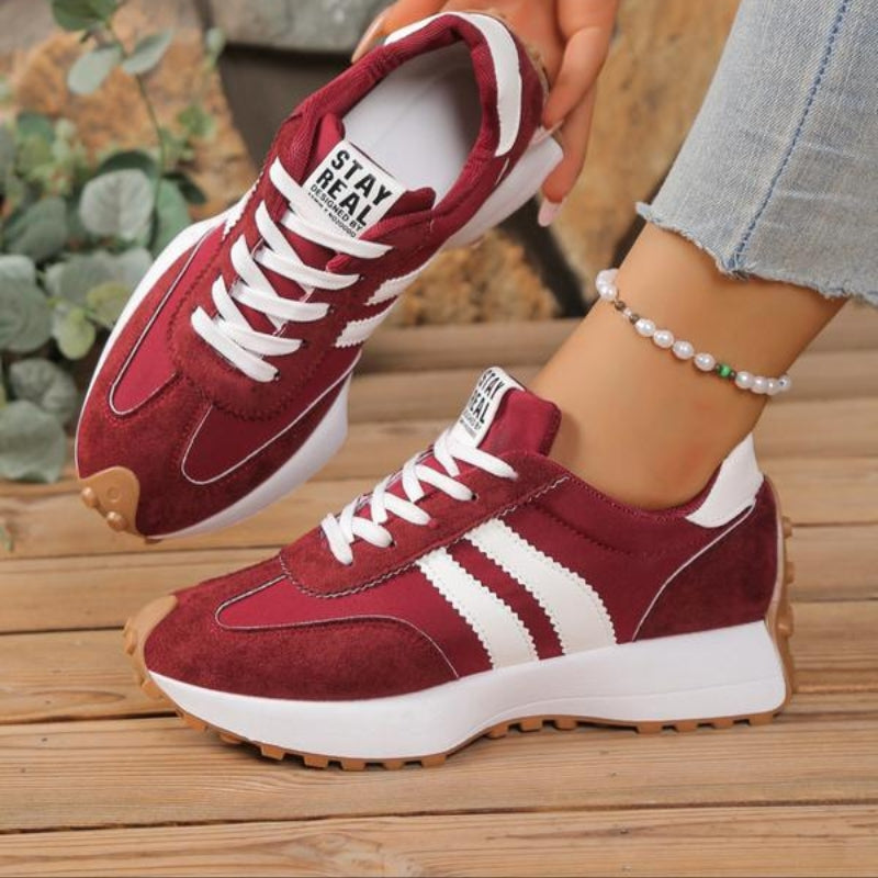 timothy-relaxed-fit-platform-lace-up-sneakers-img4.jpg