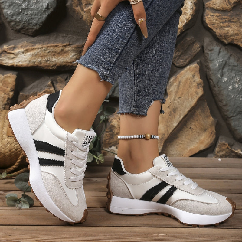 timothy-relaxed-fit-platform-lace-up-sneakers-img5.jpg