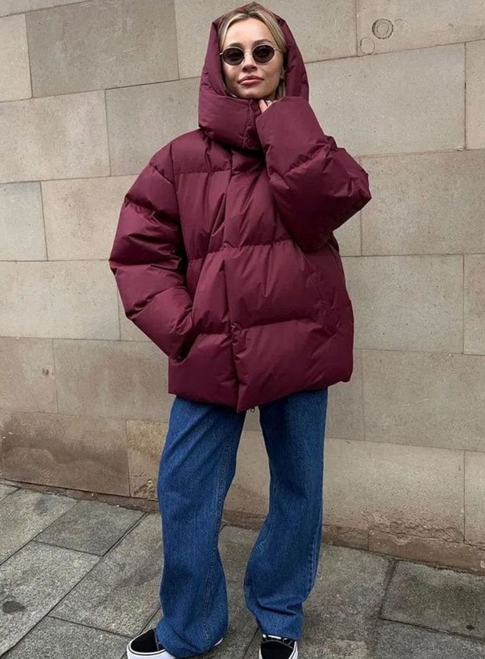 victoria-relaxed-fit-hooded-zip-up-puffer-jacket-img13.jpg