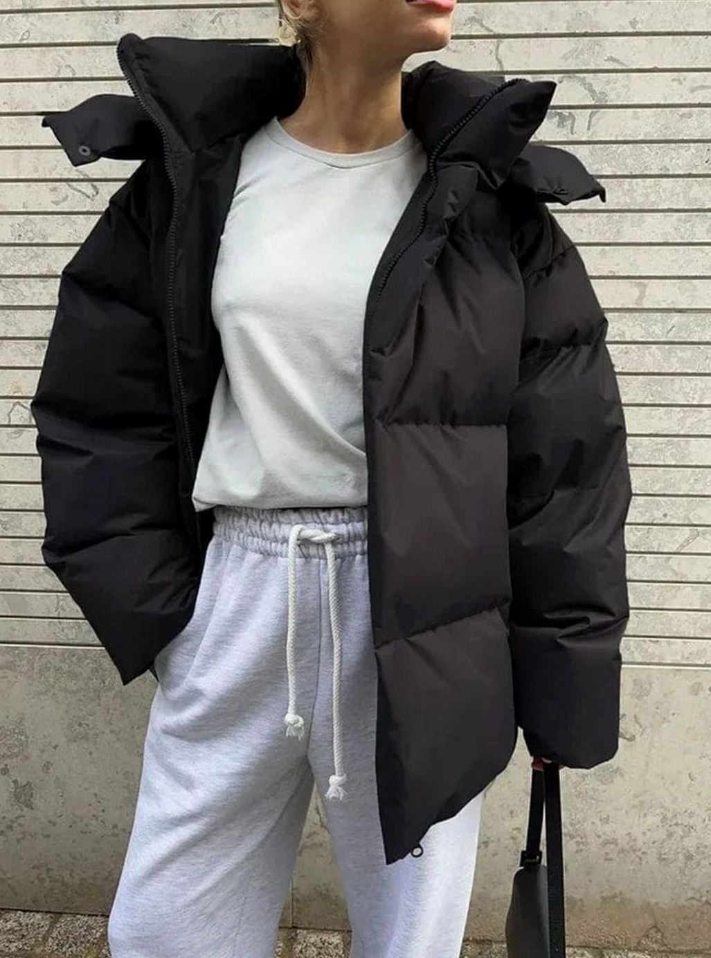 victoria-relaxed-fit-hooded-zip-up-puffer-jacket-img4.jpg