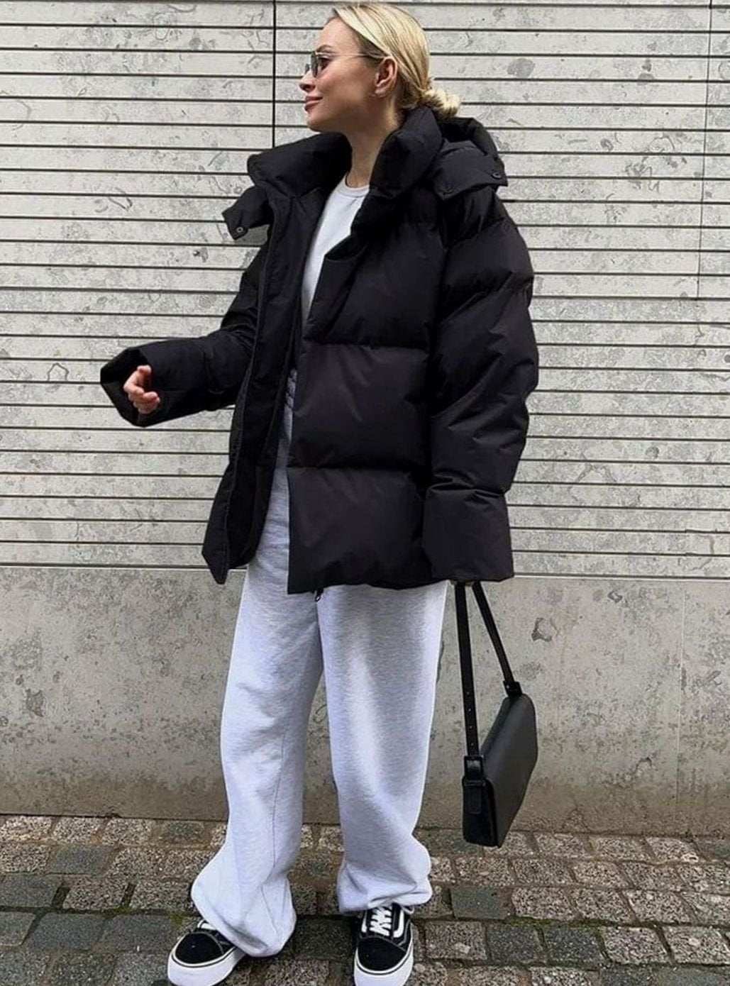 victoria-relaxed-fit-hooded-zip-up-puffer-jacket-img5.jpg