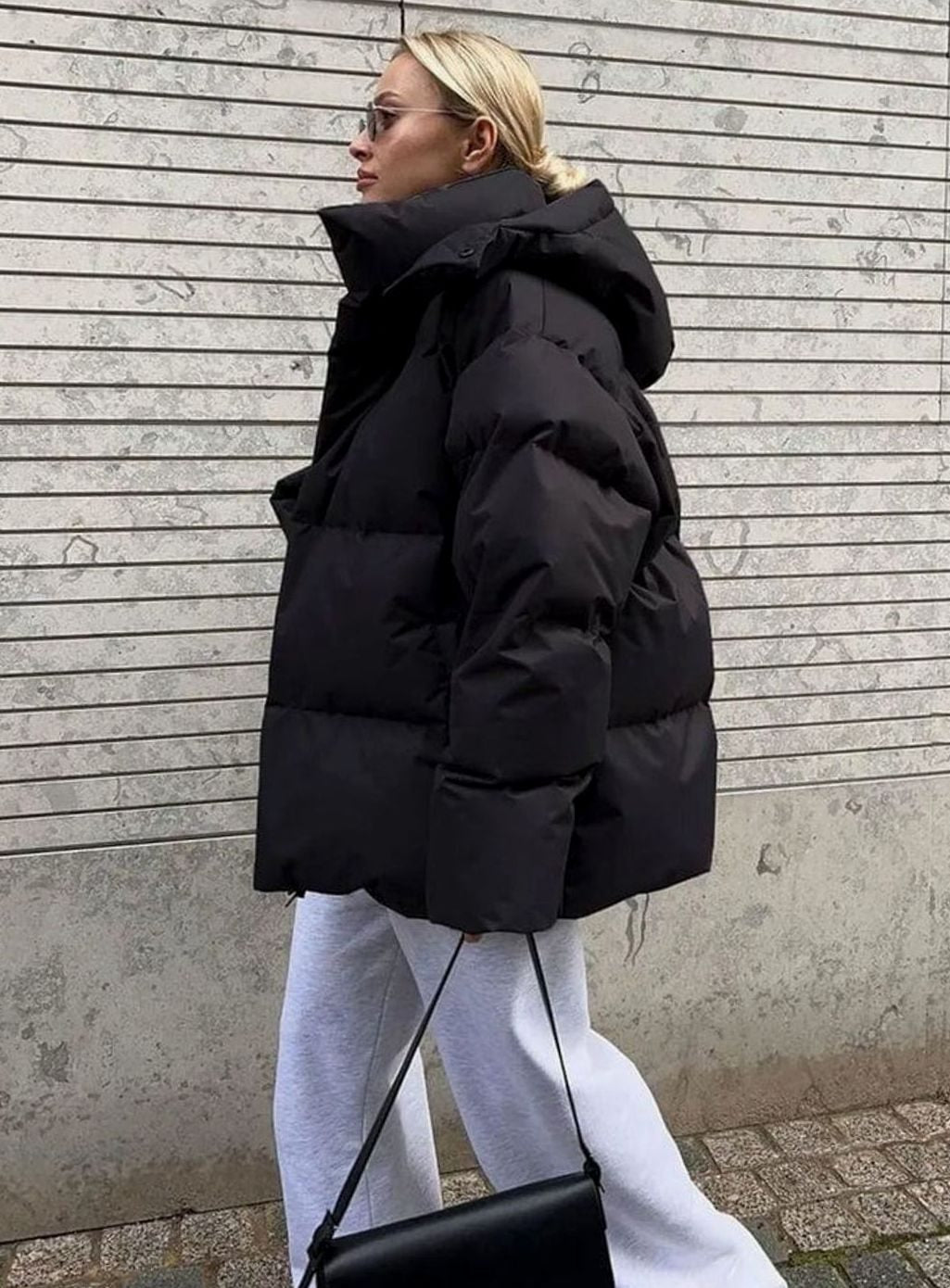 victoria-relaxed-fit-hooded-zip-up-puffer-jacket-img7.jpg