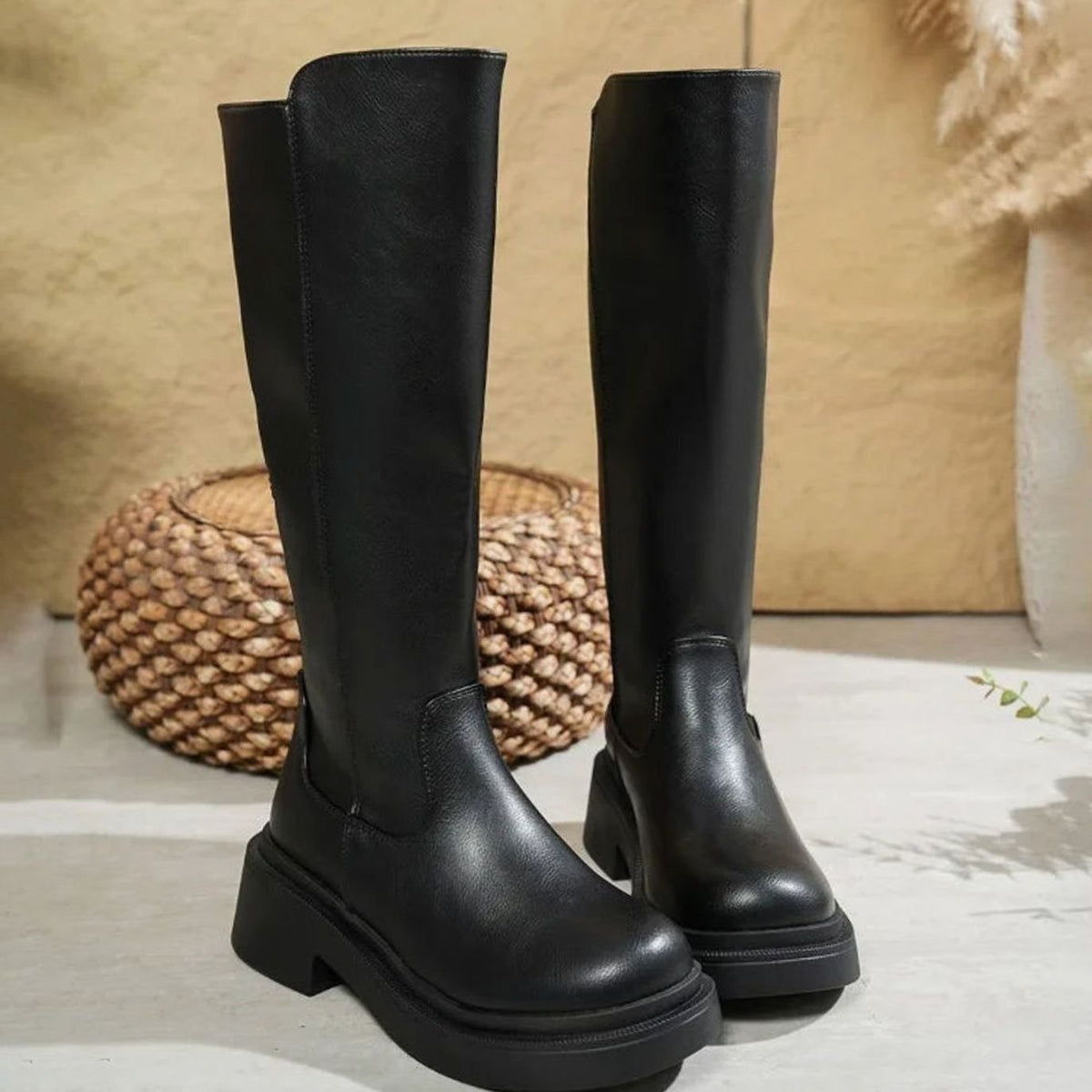 virginia-classic-block-heel-knee-high-boots-img2.jpg